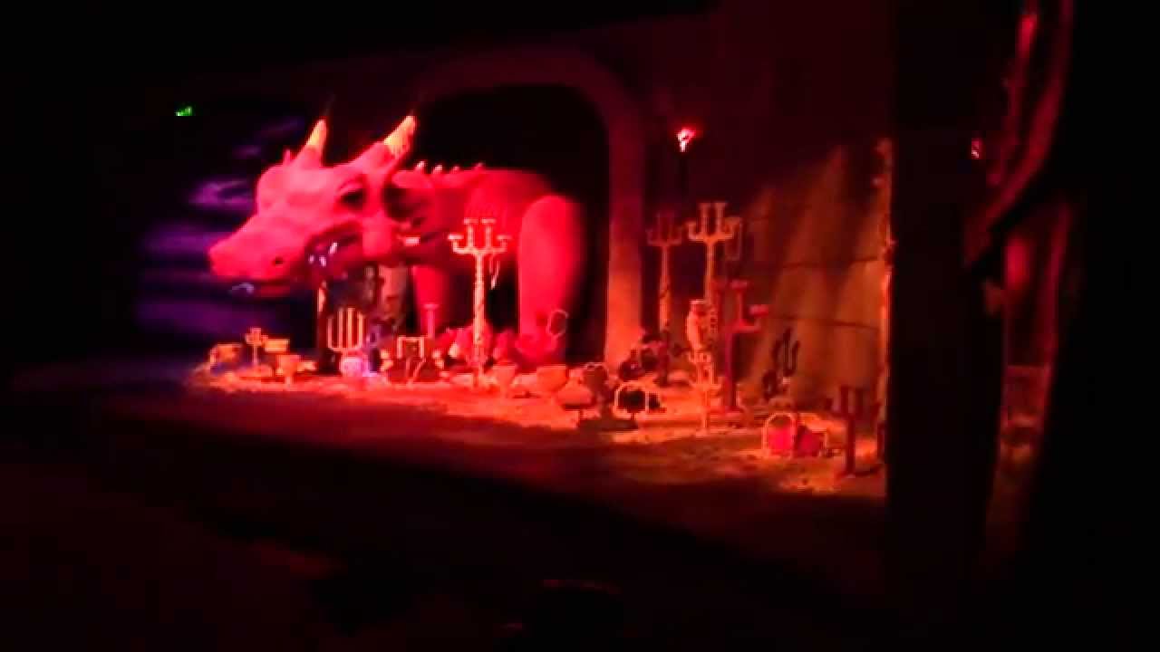 The Dragon Roller Coaster Ride POV Ride Along - Legoland Florida