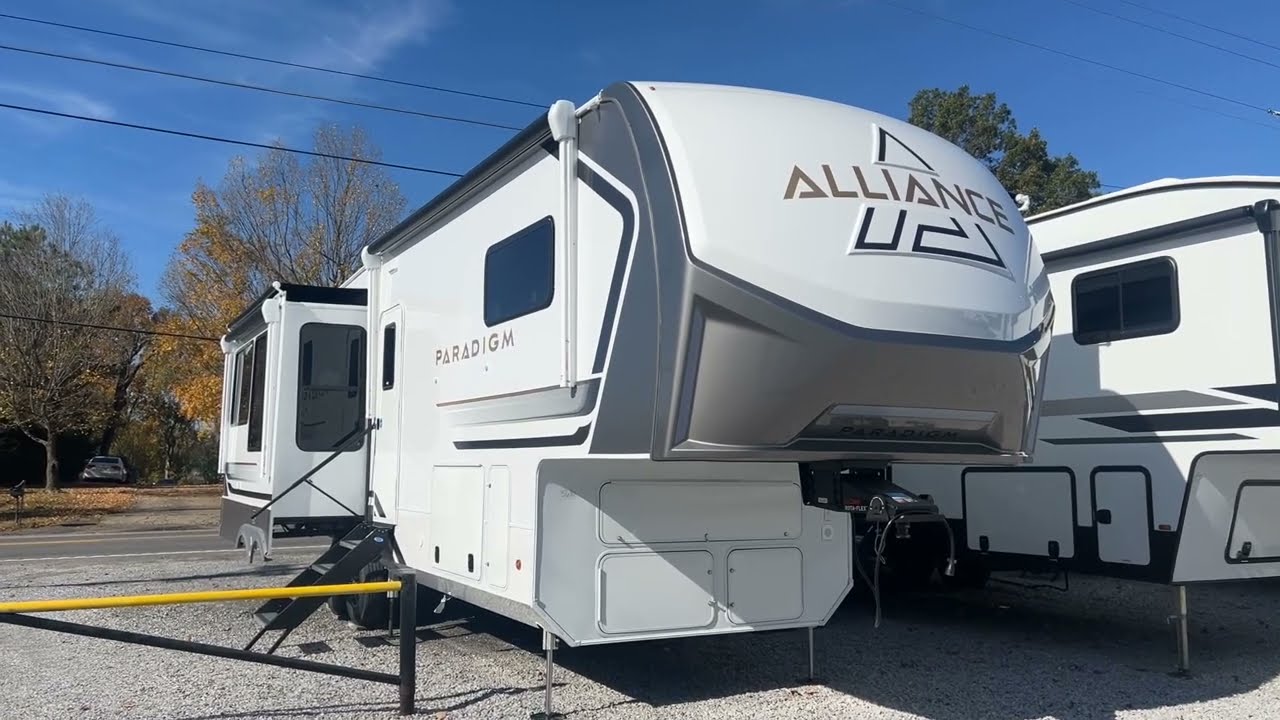 2025 310RL Paradigm от Alliance RV