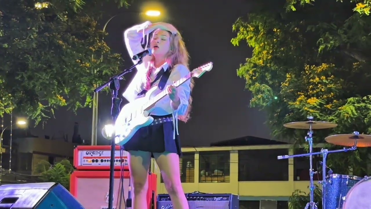 Las wawas peruchas - Qu&eacute; M&aacute;s Quieres (tributo a the warning)