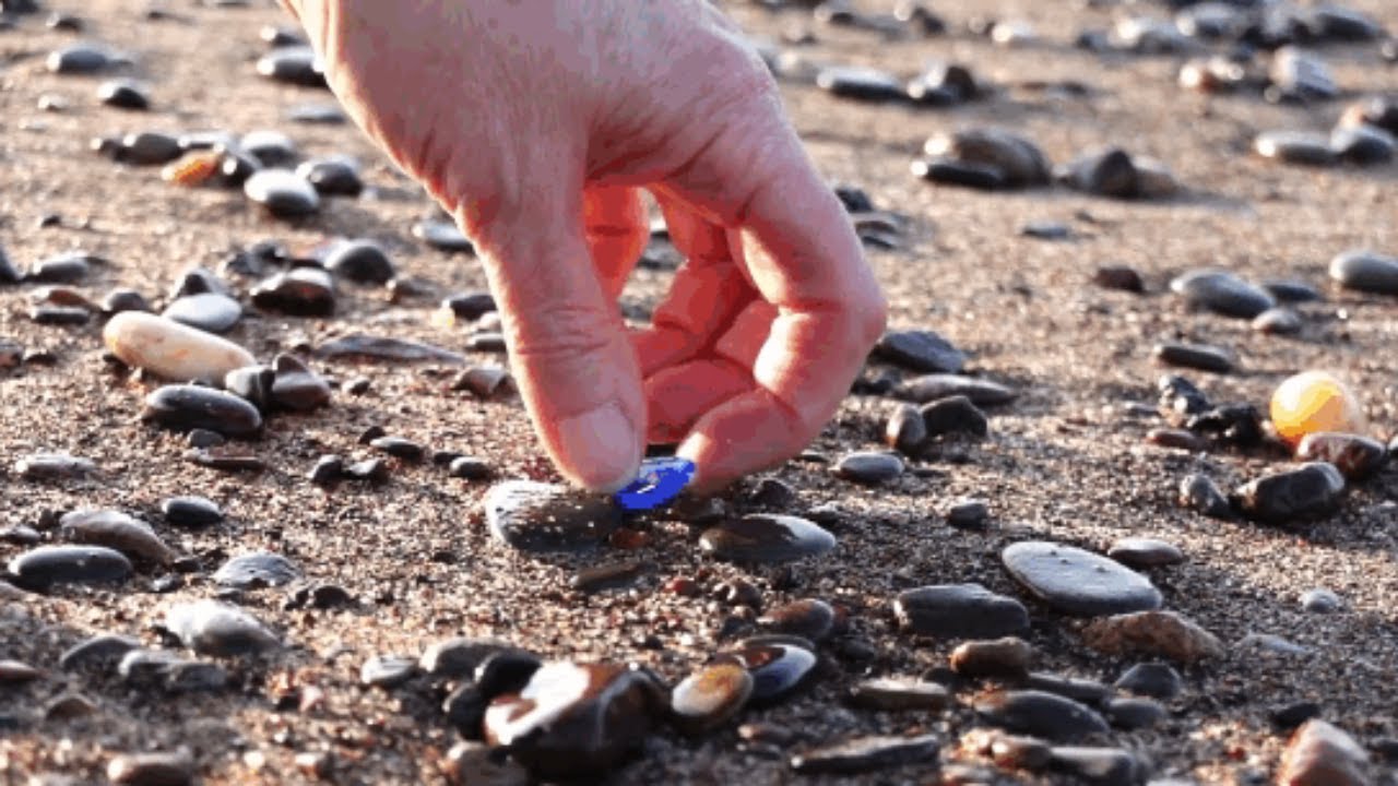 as pedras preciosas encontradas em praias