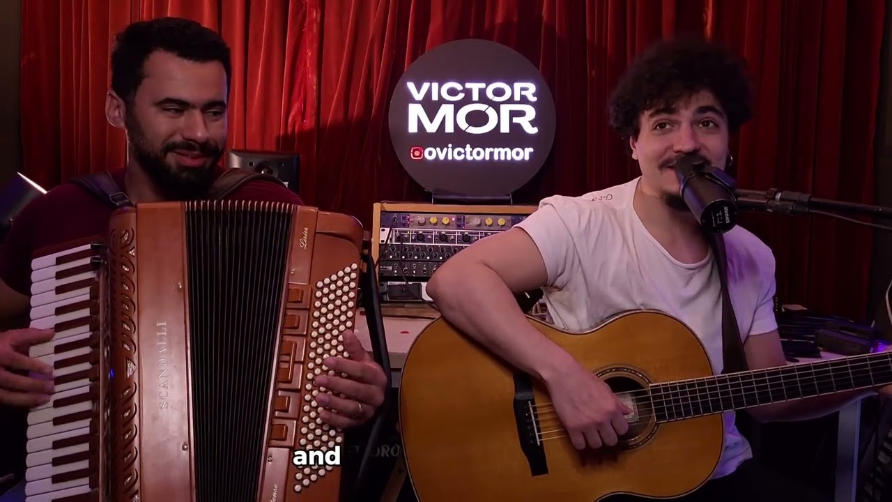 Edson Jr Acordeon e Victor Mor  tocando Frank Sinatra 