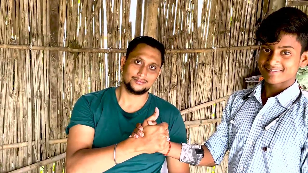 Young Street barber Head Massage in Bihar (Madhubani)