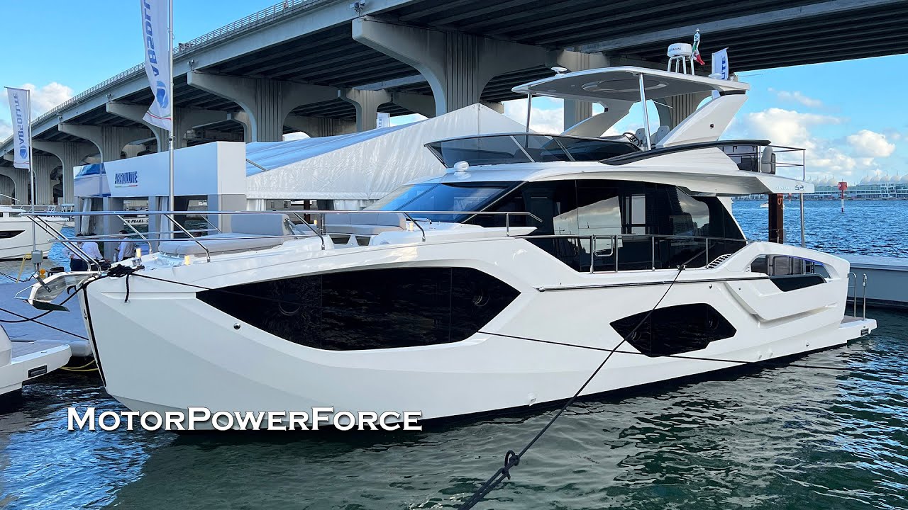 Absolute 52 Fly New 2024 Model Yacht