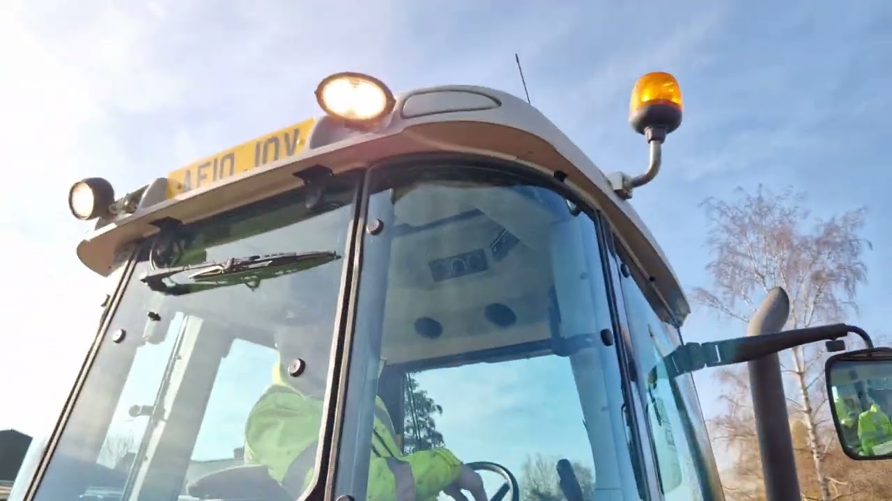 2010 Massey Ferguson 5445 Dyna 4 - 21230