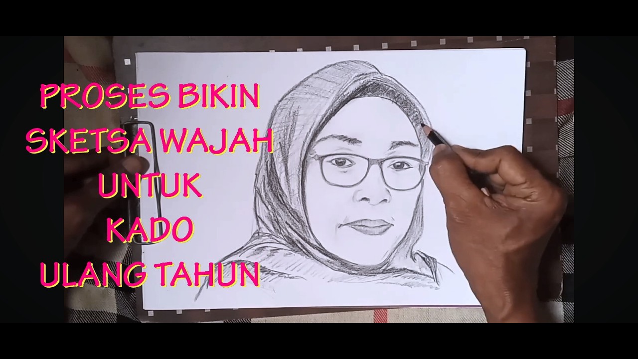 Sketsa wajah manual menggunakan pensil. Kado sederhana untuk ulang tahun Mbak Tari.
