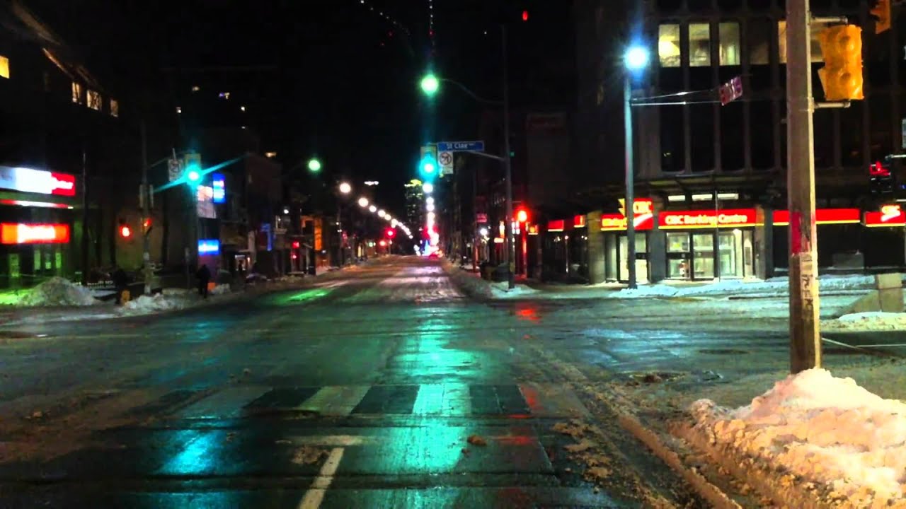 TTC 320 Yonge Blue-Night Time Lapse