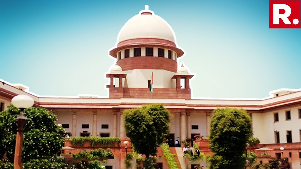 Ayodhya Case: CJI Bench Condemns Lawyer Rajeev Dhawan's Claim On Threat To Life