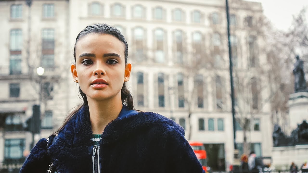 London Fashion Week February 2019 - Day 2 - Street Style