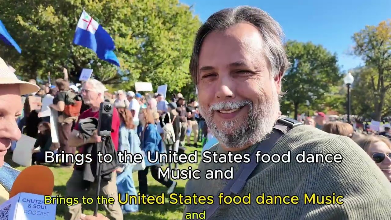 #no  Kings Day 10/18/2025. Johans, my #Videographer shares his  passion for democracy in Spanish .