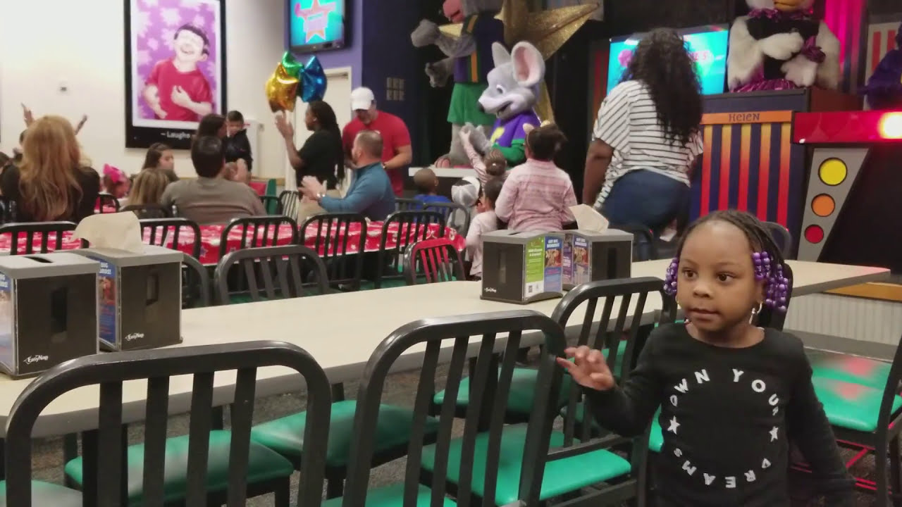 Chuck E Cheese's in Wayne, NJ Birthday Show (2017) 2018 (unedited)