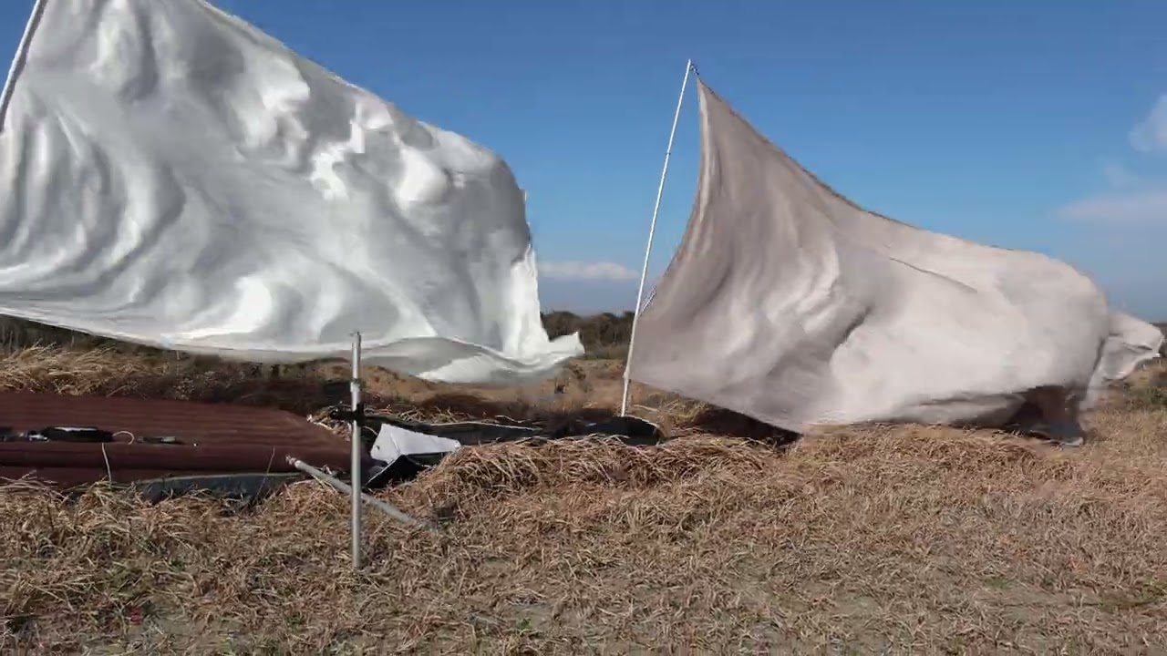 hi silk  wind billowing  sound 4