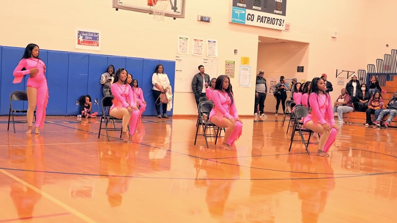 Jingle Bell Dance Competition  8s & 16s     FADD   PINK PRANCING     2022