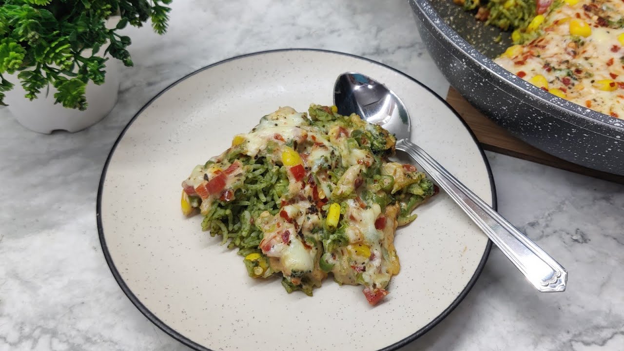 Spinach Baked Rice Recipe | Veg Au Gratin | Spinach Rice Recipe | Palak Rice  | Fusion Rice Recipe
