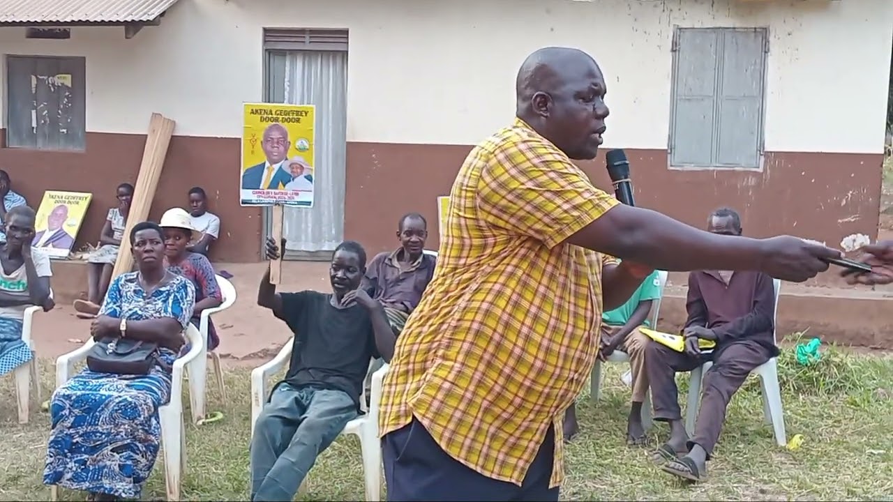 WAC KOM AYE OWEKO ACHOLI TYE LUCAN