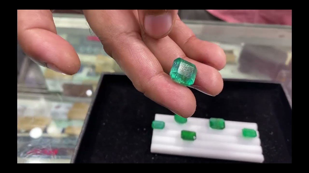Zambian Panna & Columbian Panna Natural 💯 certified #igi #panna #patna #emerald #gems #khatri