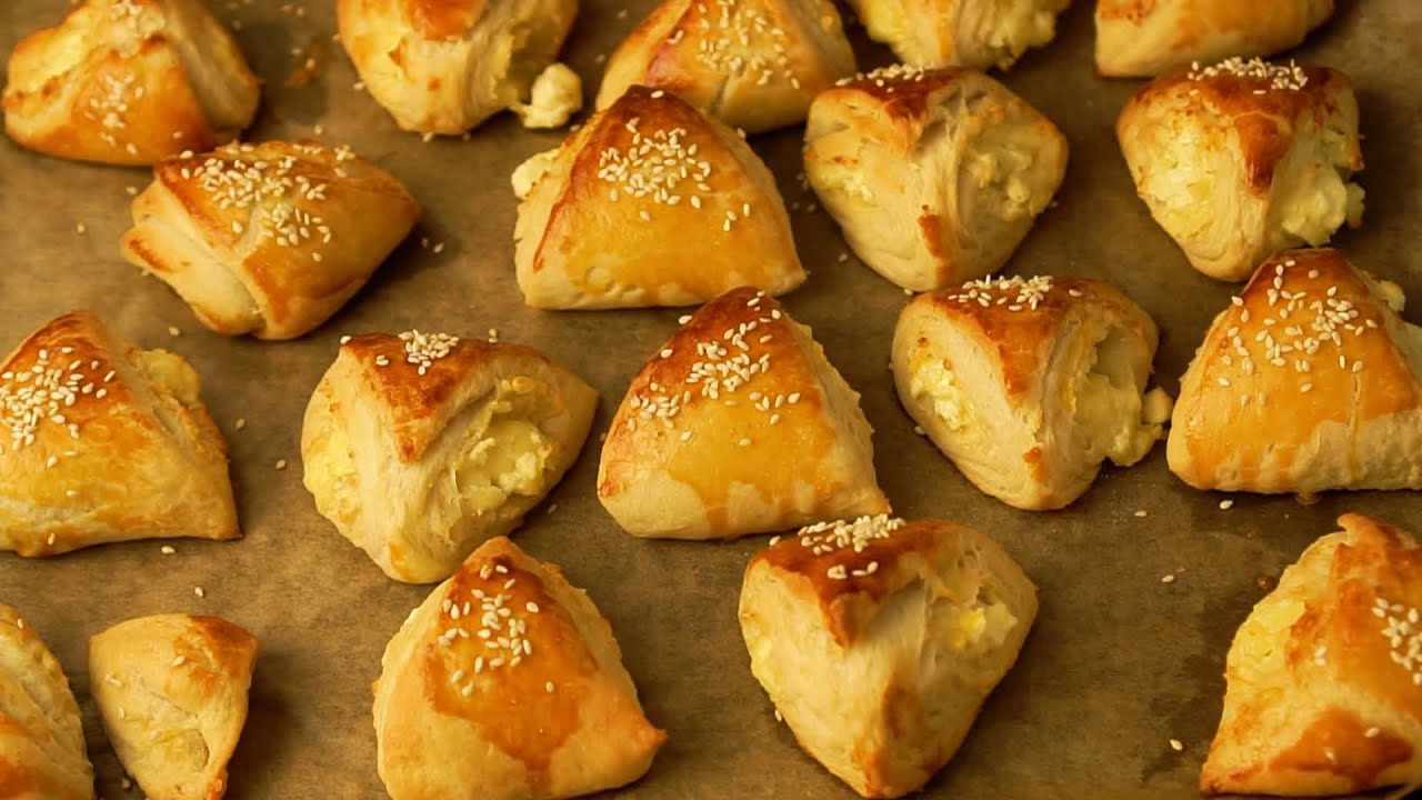 K&ouml;stliche Dreieck-K&auml;sebr&ouml;tchen zum Genie&szlig;en - Einfaches Rezept f&uuml;r zu Hause