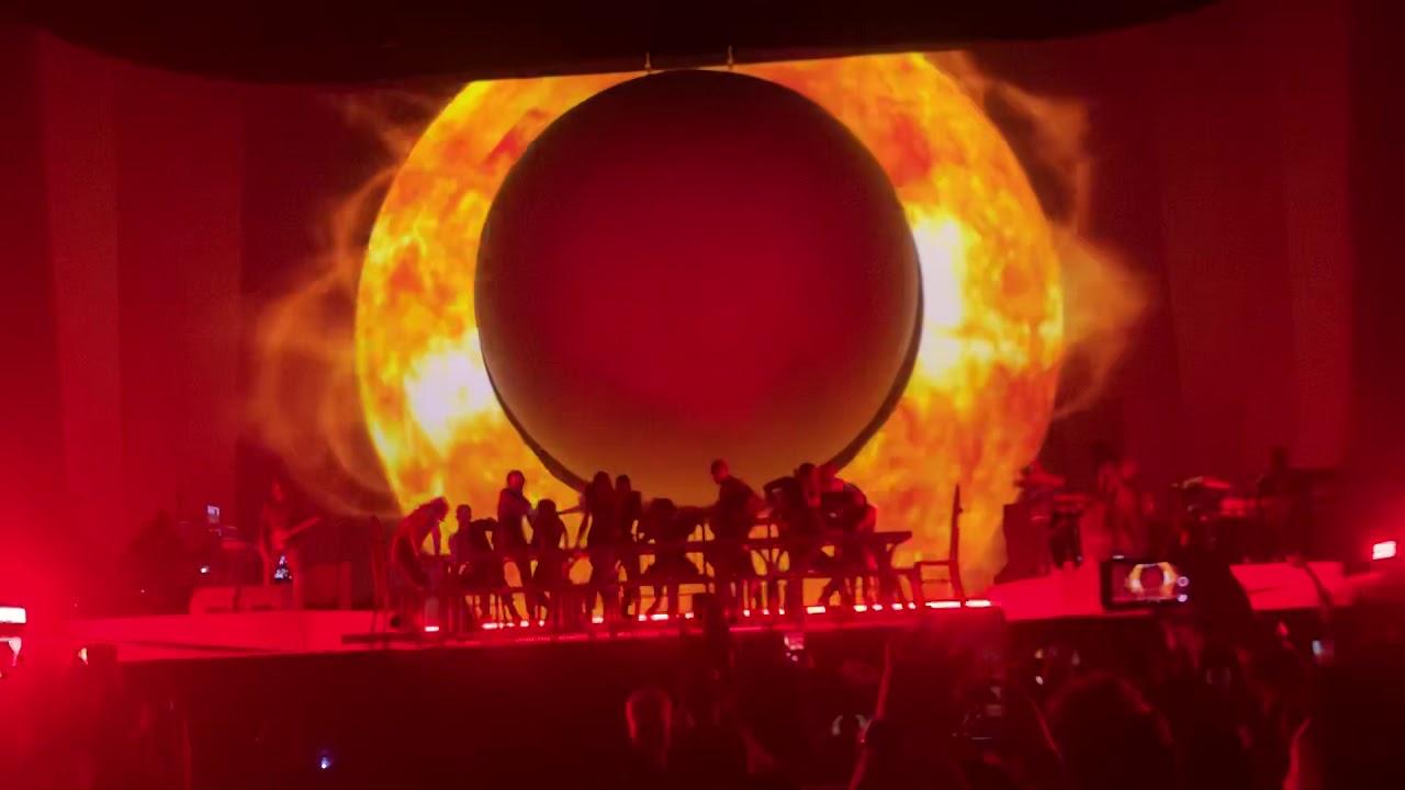 Ariana Grande “God is a Woman” Sweetener Tour San Jose CA 5/2/19