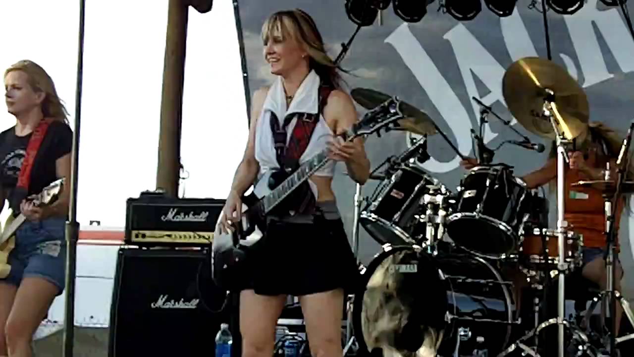 ThundHerStruck 