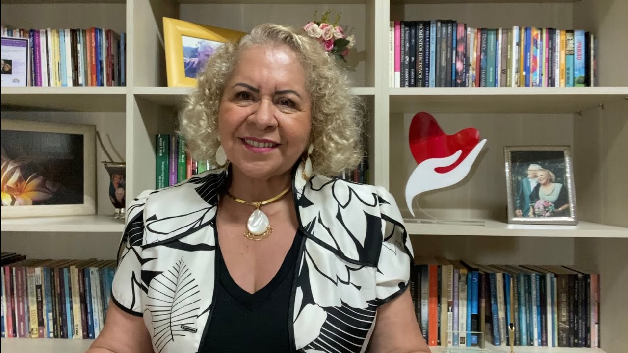 | PASTORA TÂNIA TEREZA ORAR COM SIMPLICIDADE