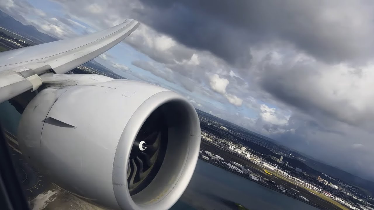 (Rumbling GE90!) STUNNING Tropical Takeoff | United 777-300ER | Honolulu HNL