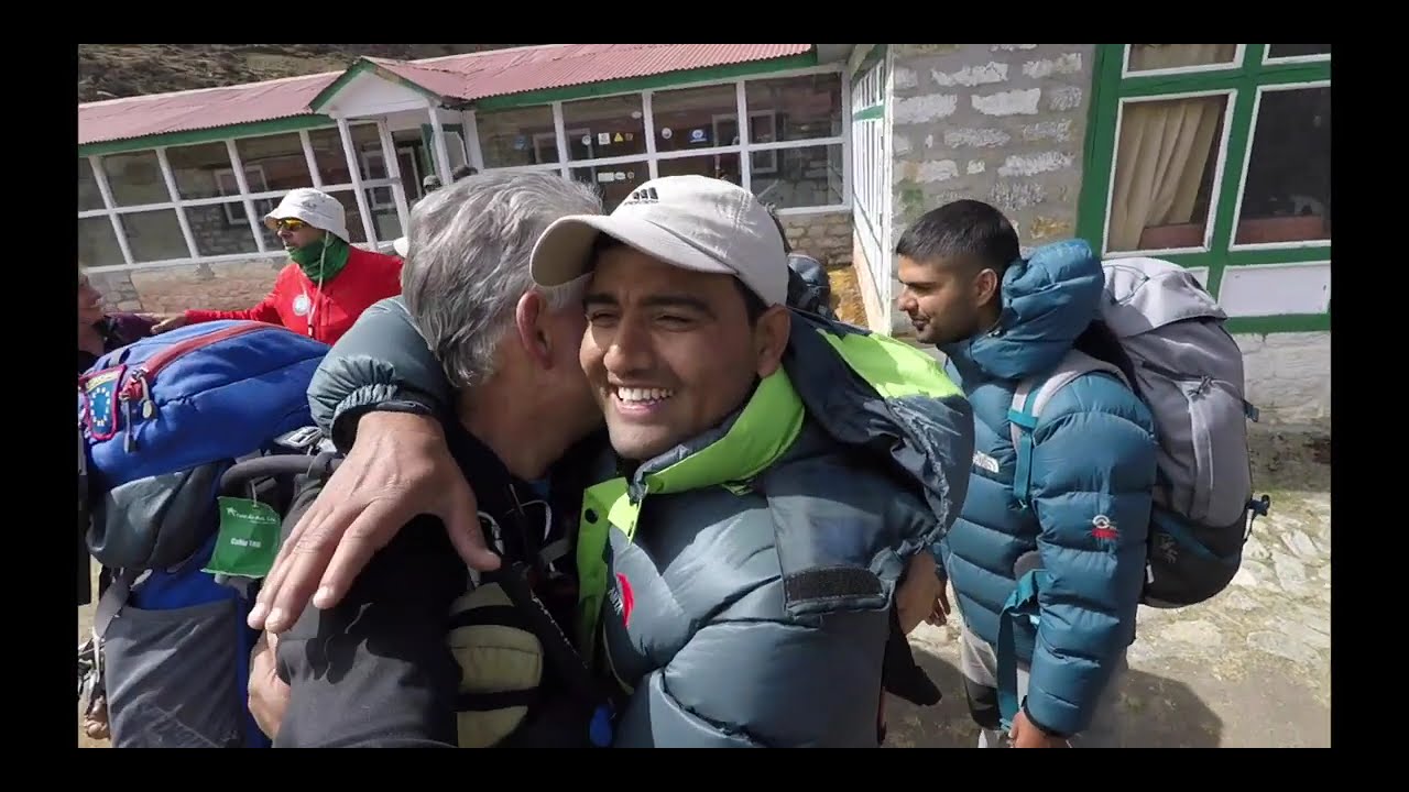 TREKKING AL CAMPO BASE  DEL EVEREST POR GOKIO