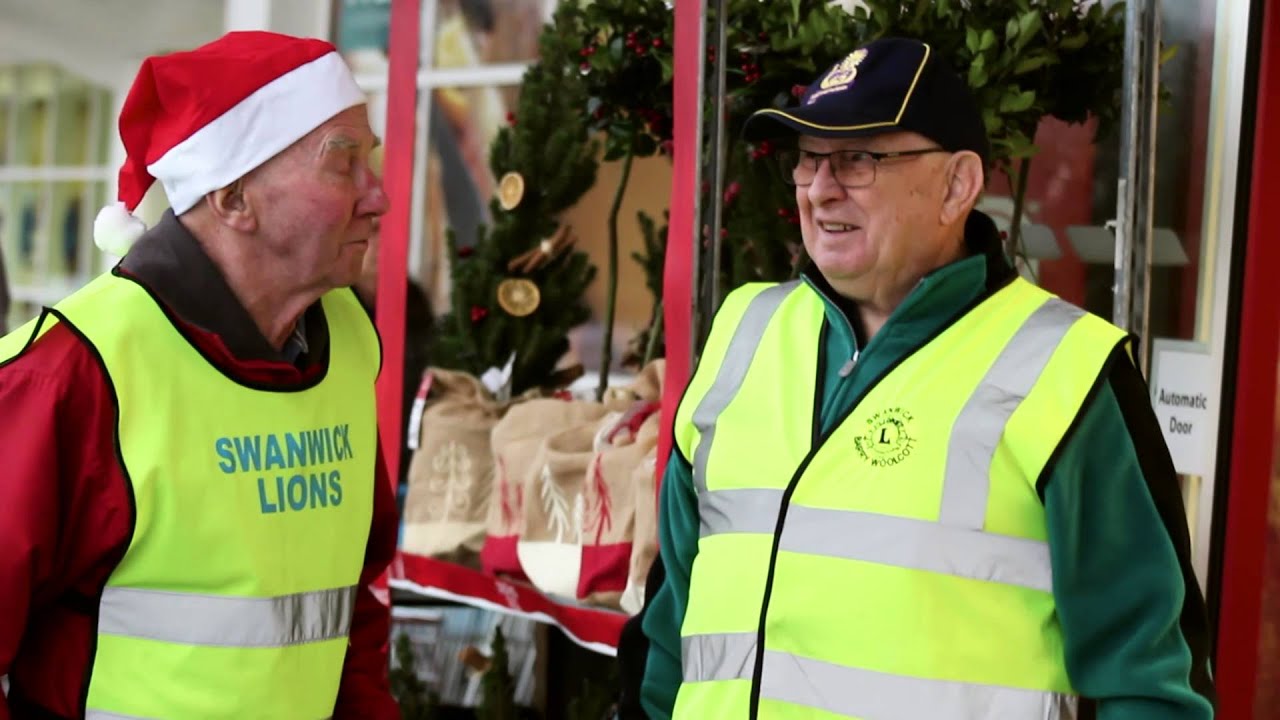 Swanwick Lions | Santa Claus Collects for Wessex Haven Charity