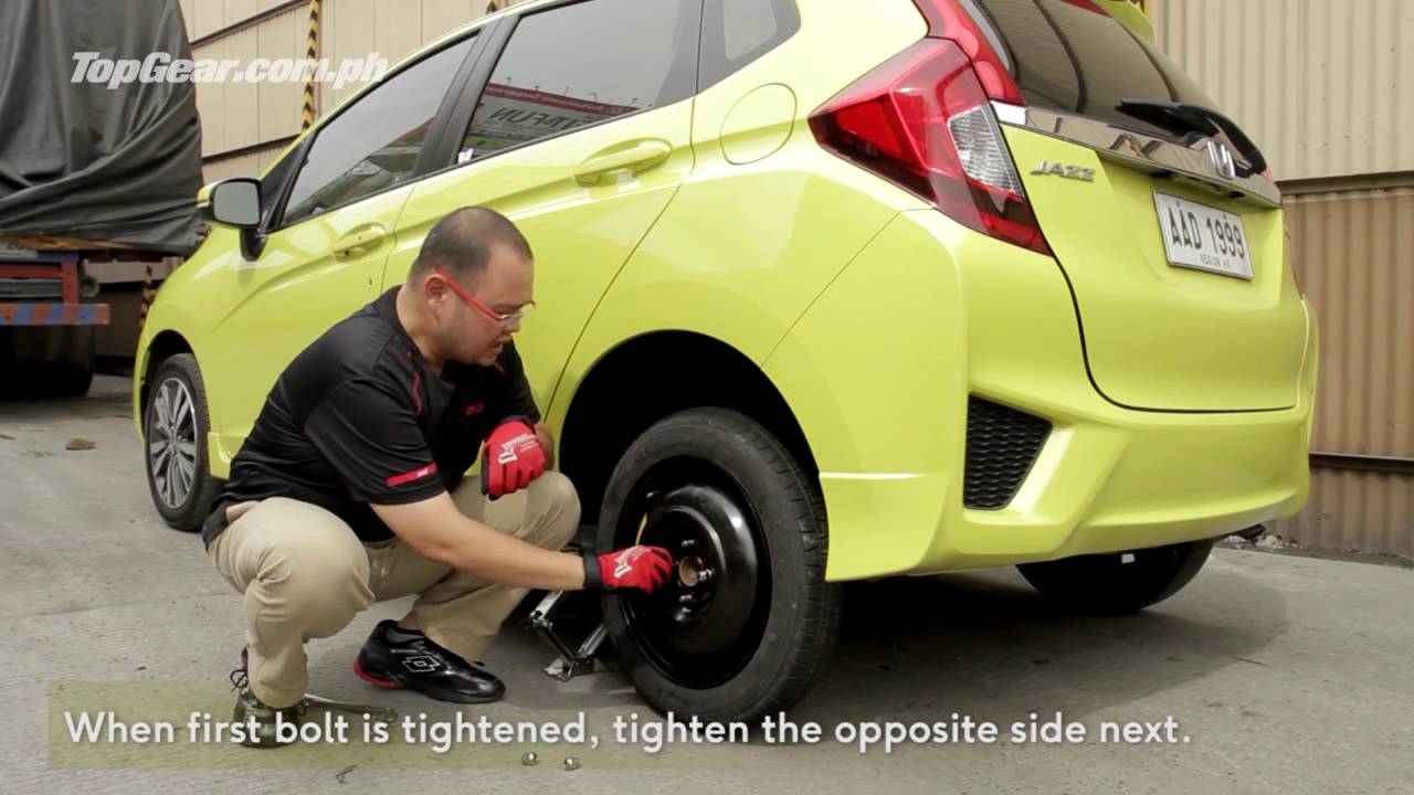 How to change a flat tire