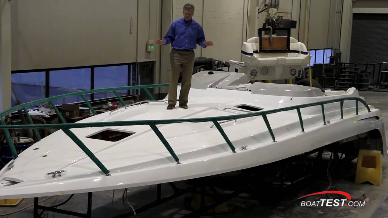 Formula Boats/Yachts Factory Tour 2011 (How Hulls & Decks are Made) - By BoatTest.com