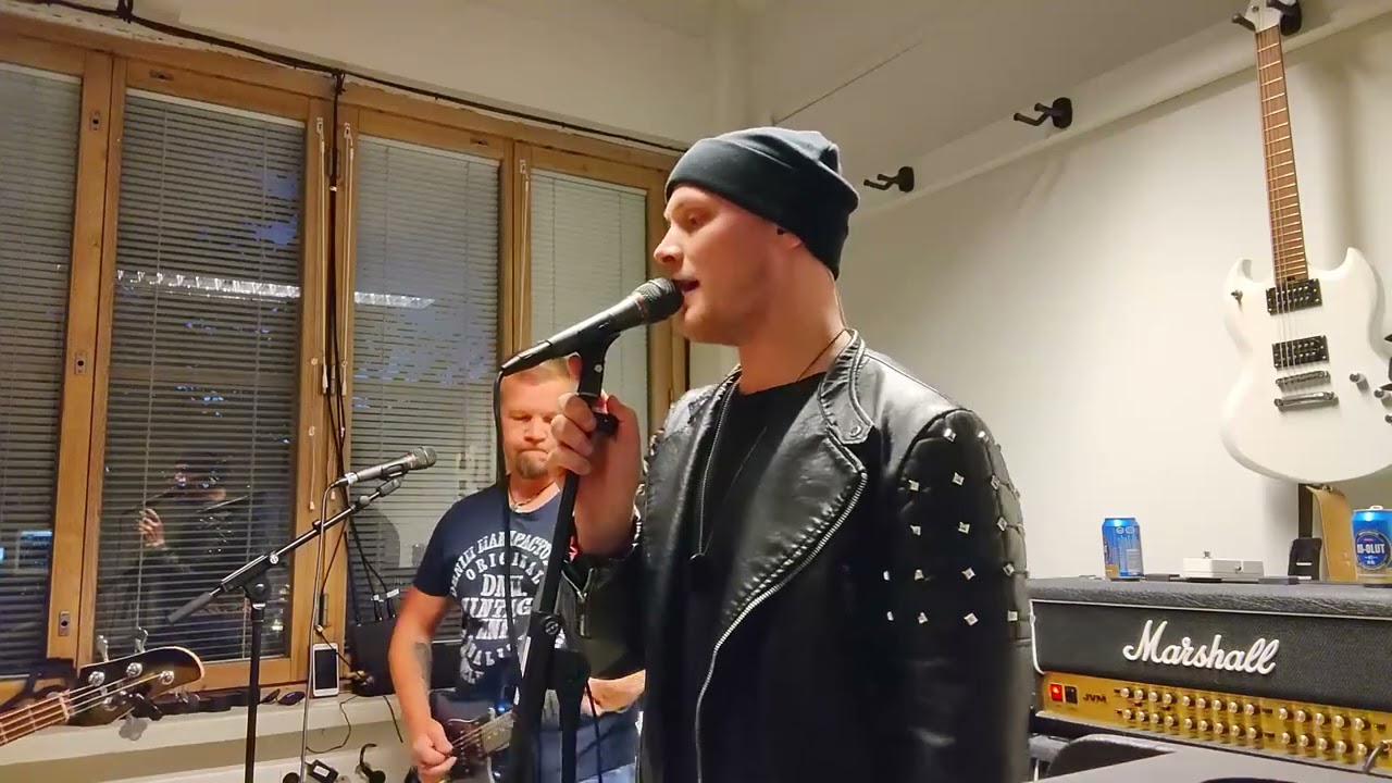 Puhu äänellä, jonka kuulen - cover