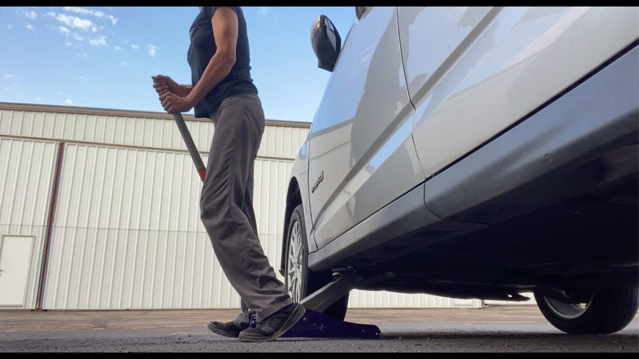 2013 Ford C-Max oil Change
