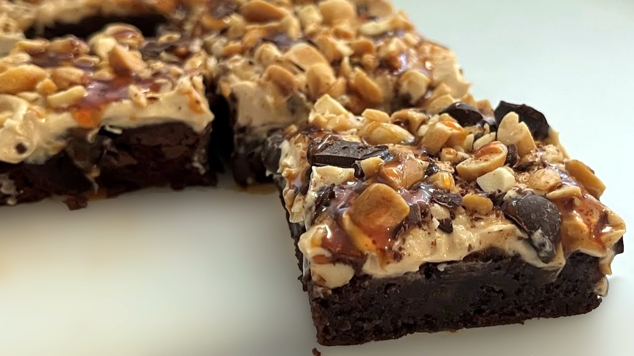 Snickers Brownies | Fudgy Brownies with Caramel and Peanuts