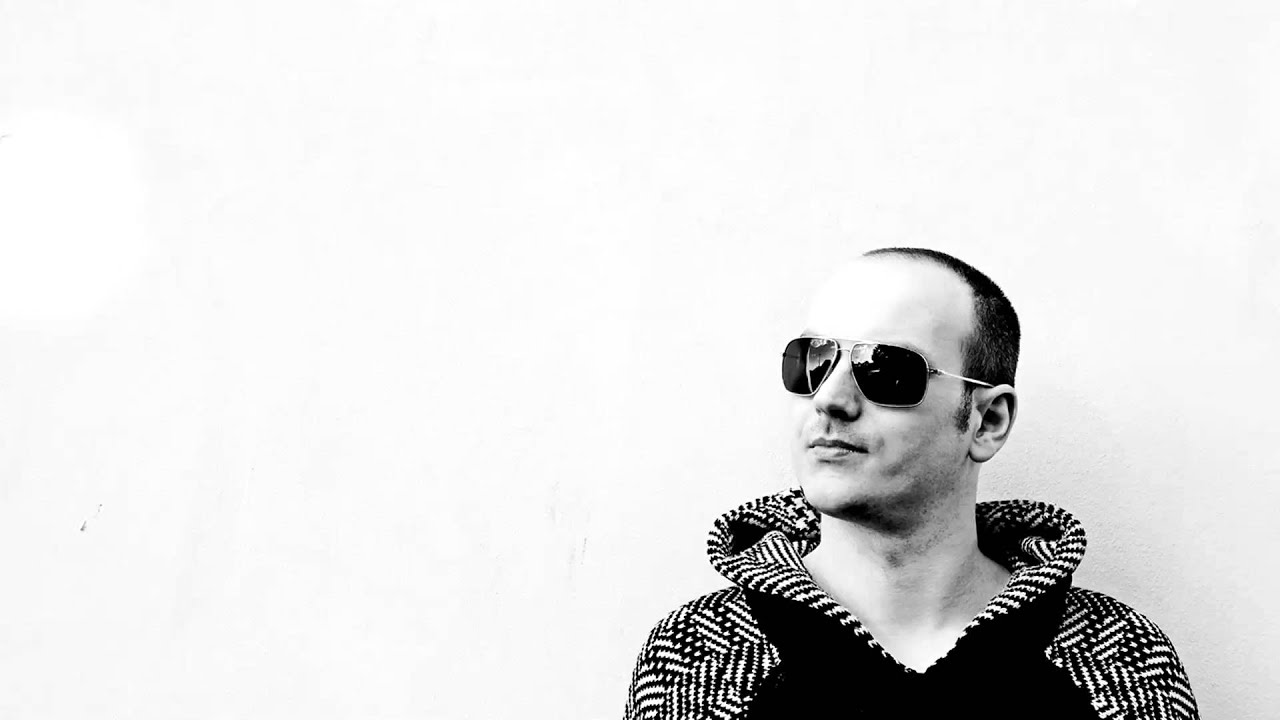 Christian Fischer vs. Hybrid - I Know