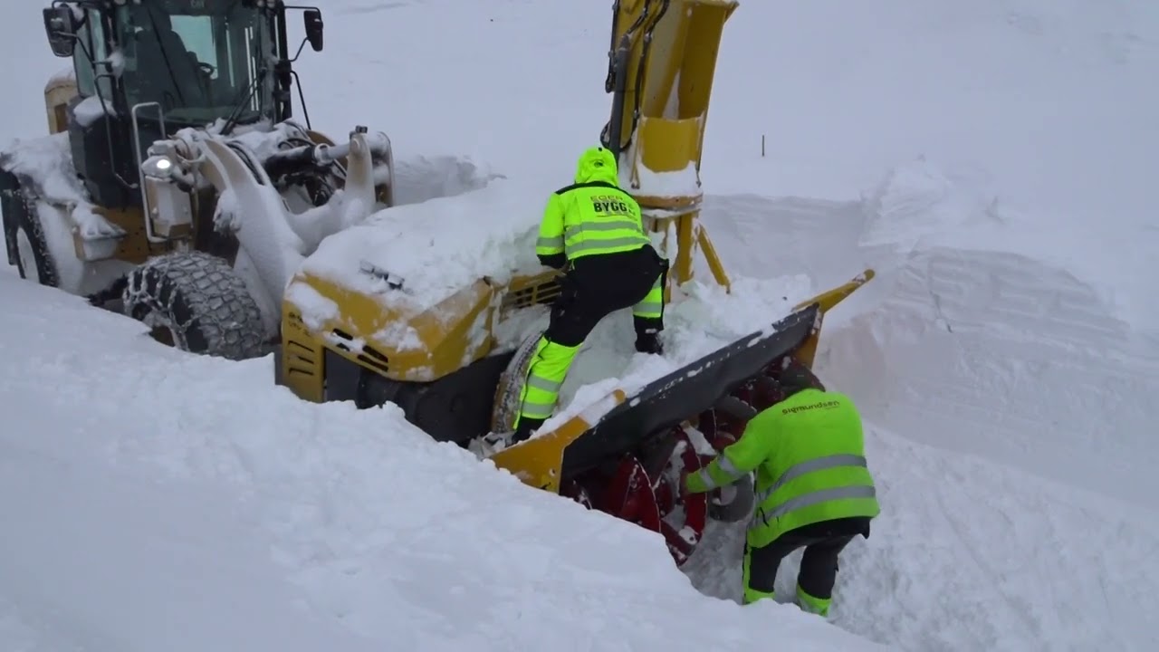 Øveraasen UTV300 og Eger Bygg AS i Surtekvæven