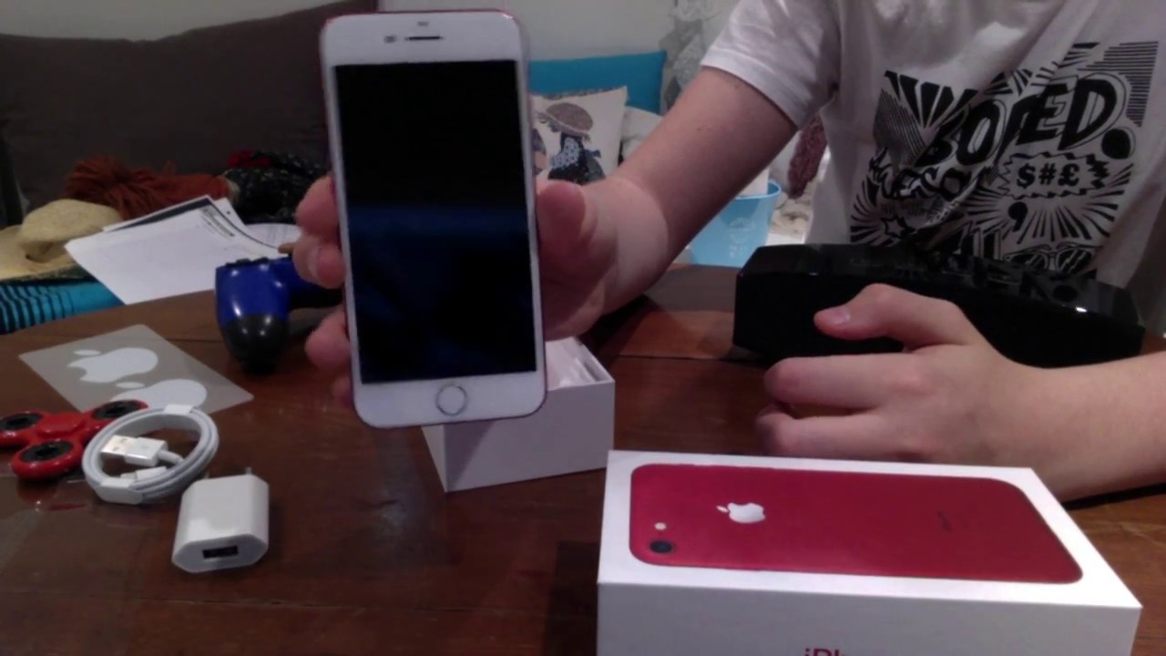 (unboxing)IL CASSE SON IPHONE 7 ROUGE?!