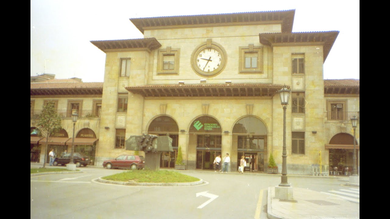 Estación de Oviedo. Quién te vio y quién te ve.
