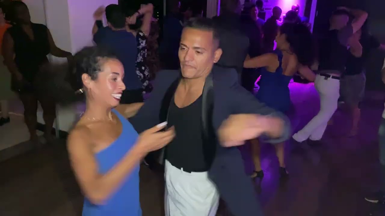 Adolfo Indacochea & Mariana (Salsa Social) at the Mamboland Rising Montreal on August 13 2022