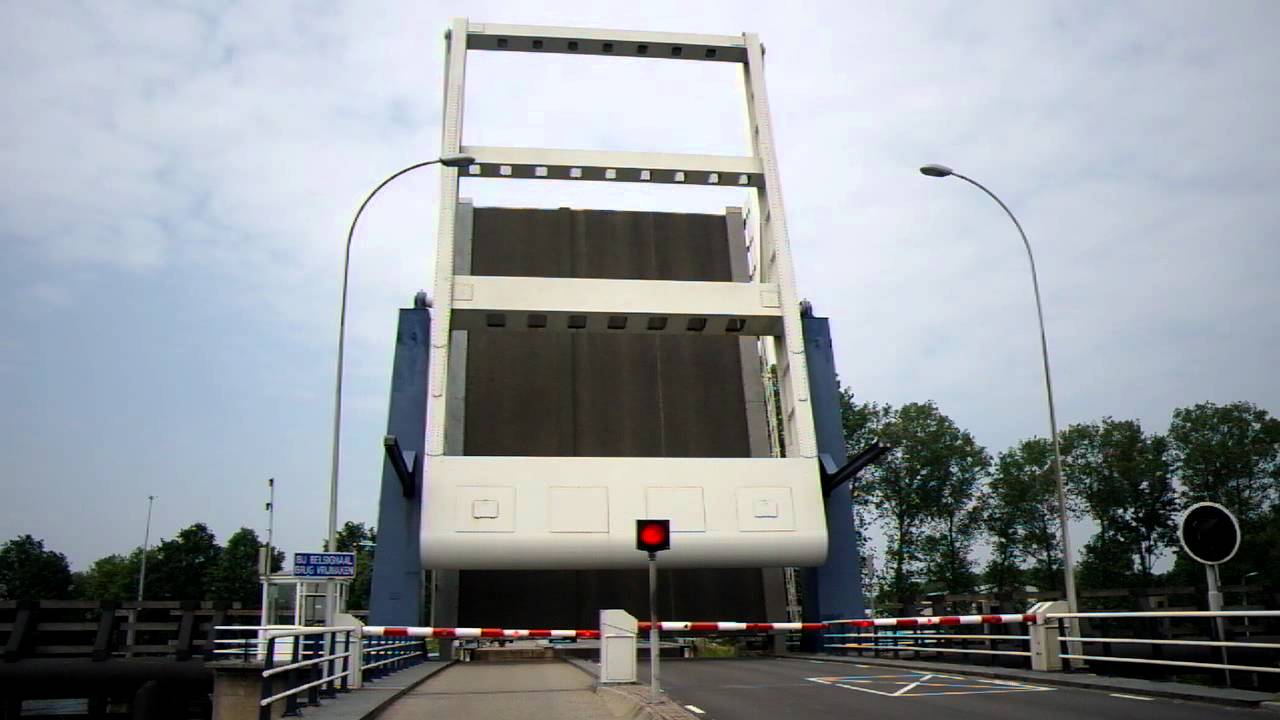 Brugopening Woldbrug