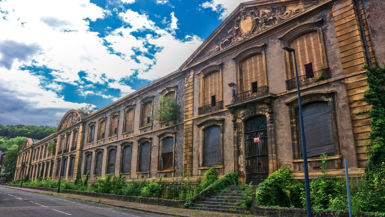 The Lost Office Buildings | Abandoned Since The 1970'ies