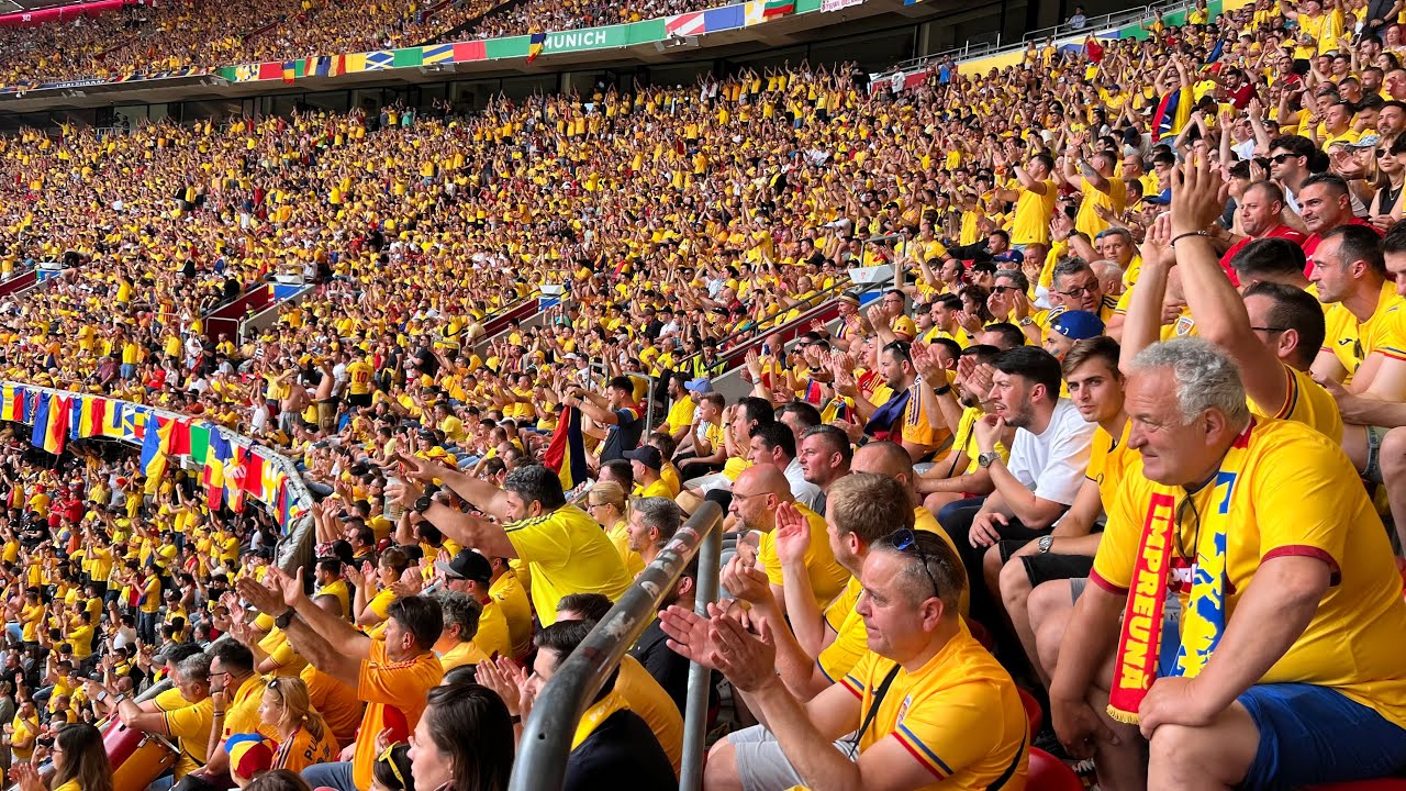 Atmosfera din tribună la meciul de fotbal România-Ucraina-EURO 2024