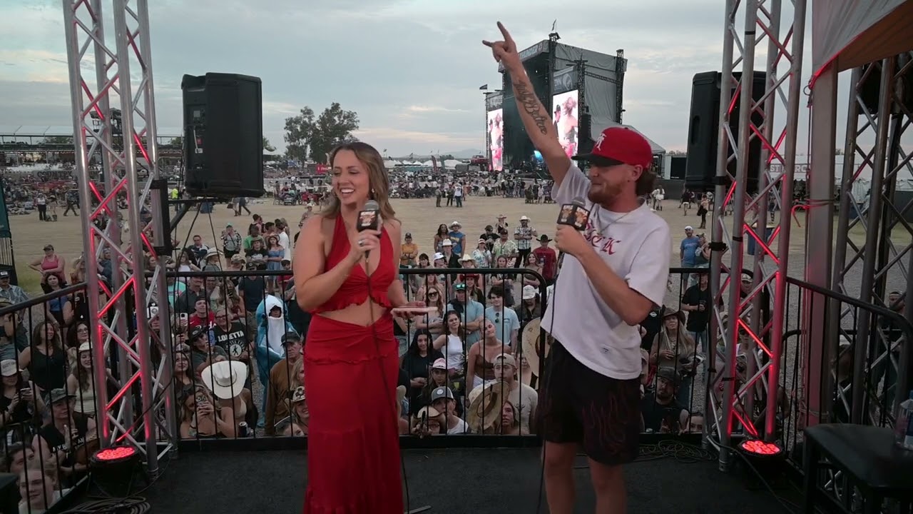 Rapid Fire Questions w/ Bailey Zimmerman! | KMLE Country Thunder 2025