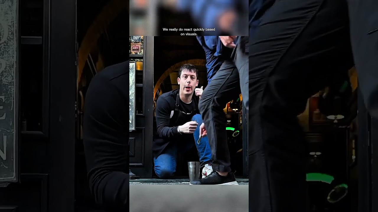 Он завязал шнурки&hellip; А они связали его с новой карьерой😅