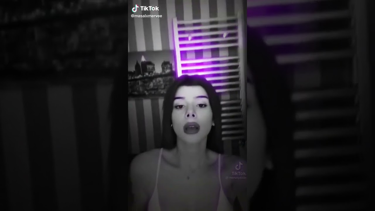Selam ben Berk 17 yaşındayım  adminim~`Berk