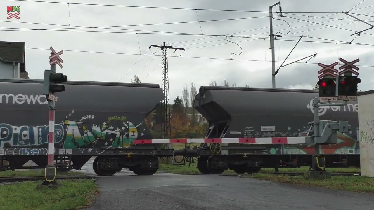 Železniční přejezd Boletice nad Labem #2 [P2990] - 28.10.2023 / Czech railroad crossing