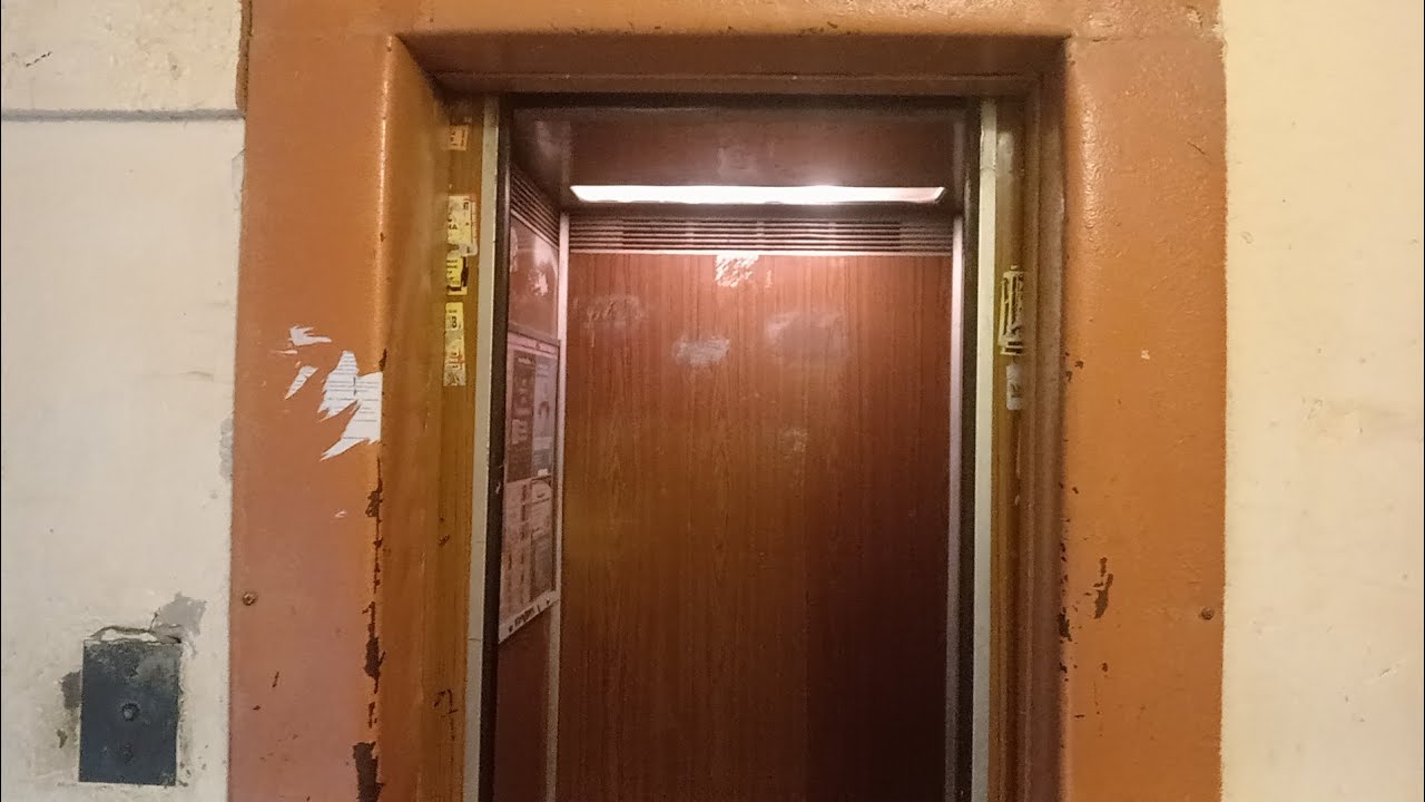 Лифт МЛЗ 1988, 320кг, Переверткина 35,подъезд 1
