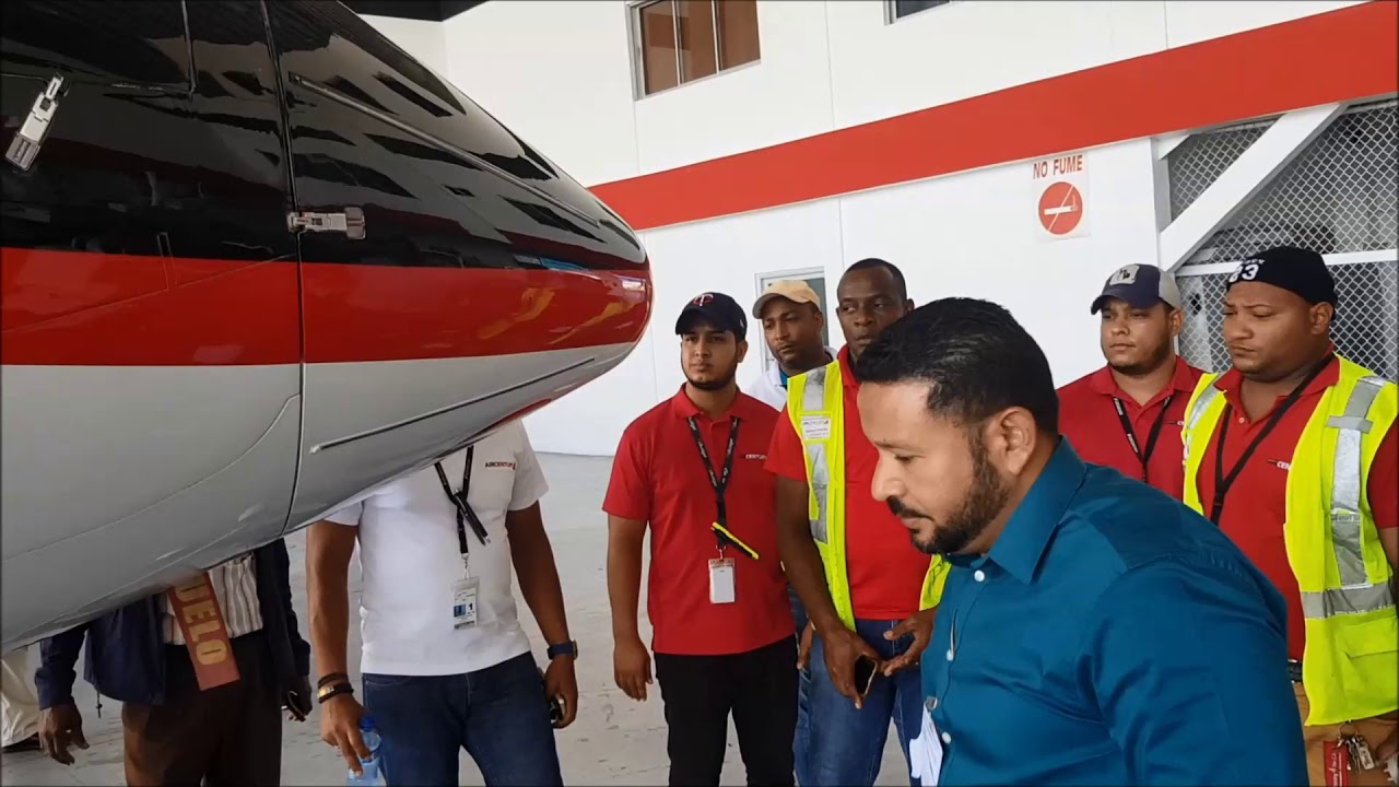 CRJ200 WALKAROUND PART I