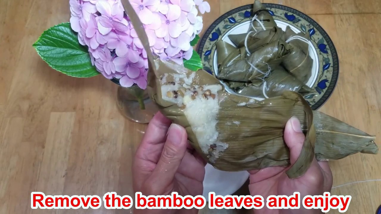 Dragon Boat Festival: a traditional Chinese festival to eat Rice Dumplings (端午节如何包多味三角粽子）