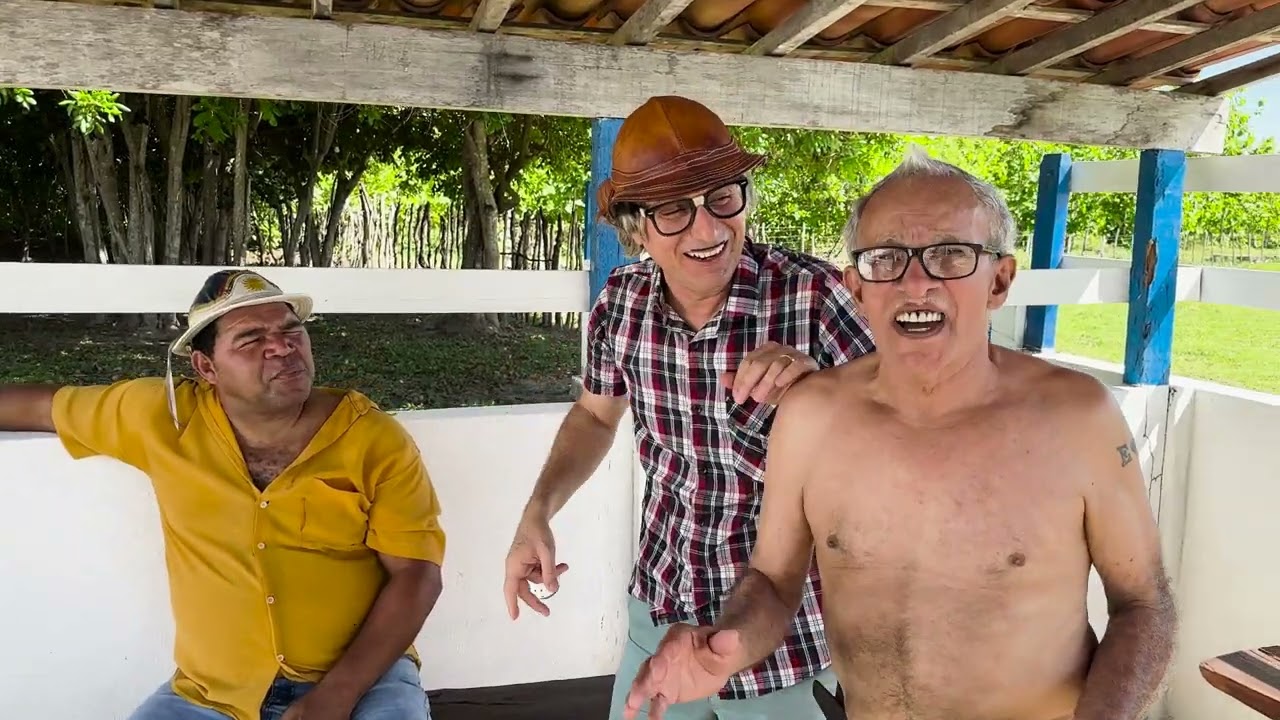 MAQUINA DE MASSAGEM EM GALO CEGO