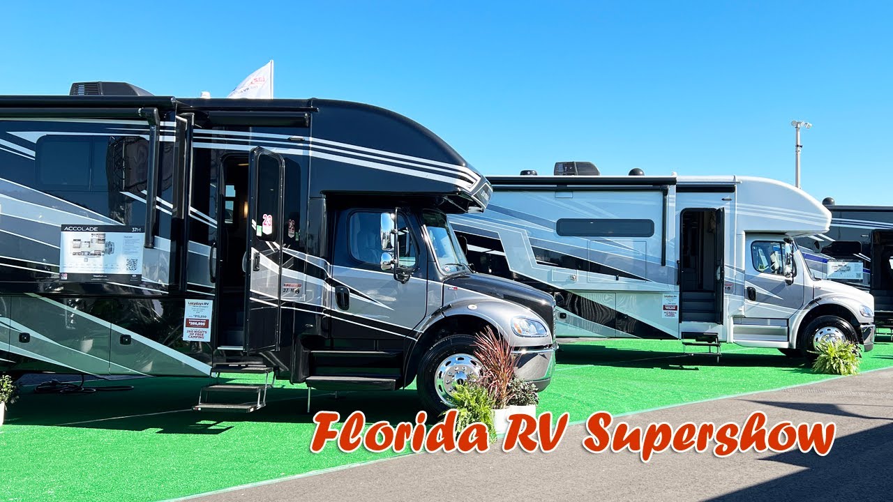 Motorhomes at 2022 Florida RV SuperShow