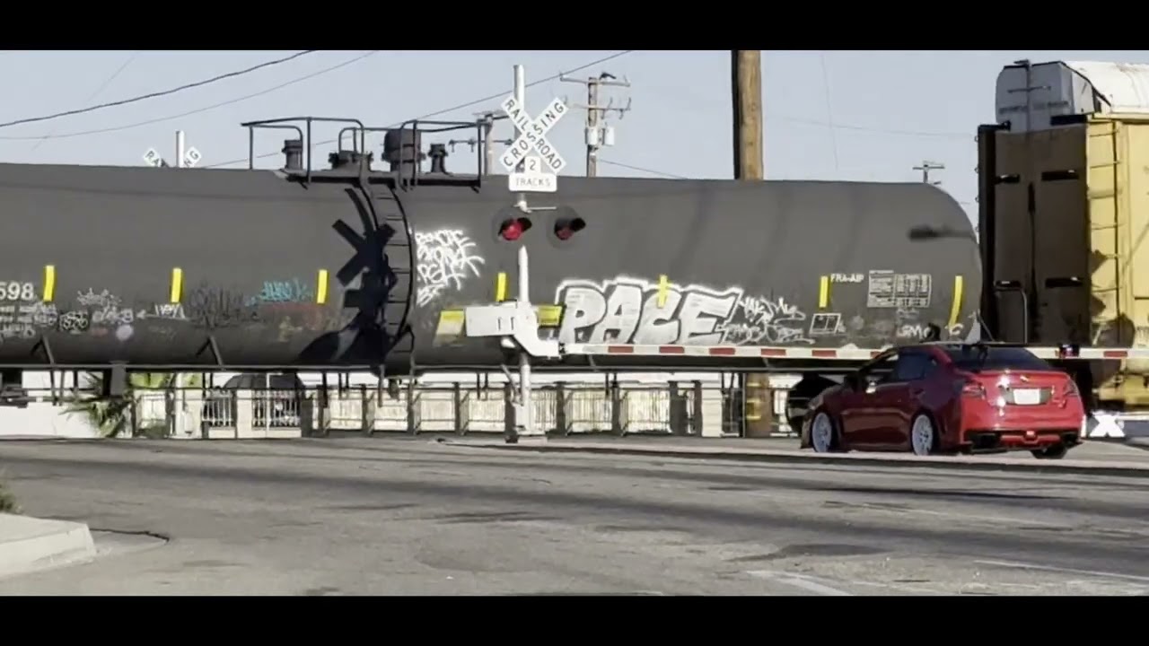 Live For Graffiti - Train Graffiti - Lancaster, CA Graffiti in motion on Sierra HWY