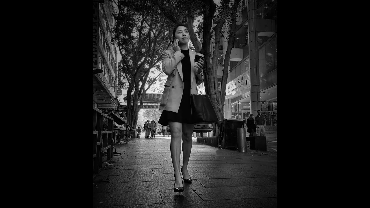 Black and white street photography - An introduction to SNAPSEED